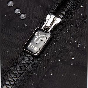 Tna
The Summit Parka